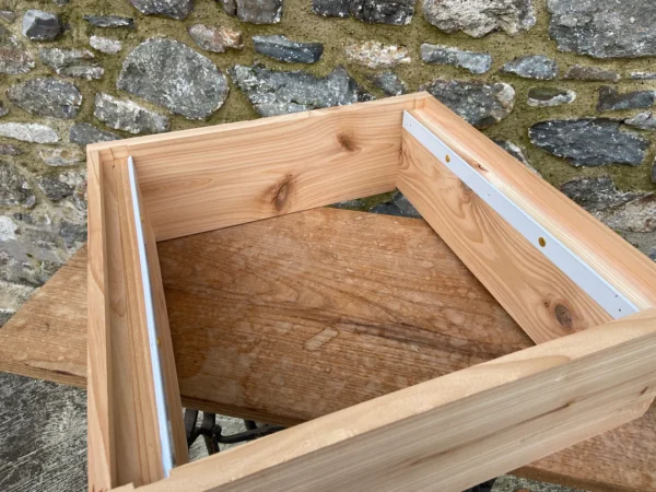 British Cedar National Super Body with Runners - Flat Pack - Image 3