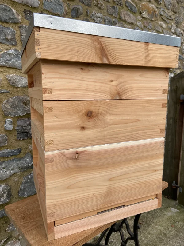 British Cedar National Hive Empty, Flat Pack - Delivered or Collected - Image 4